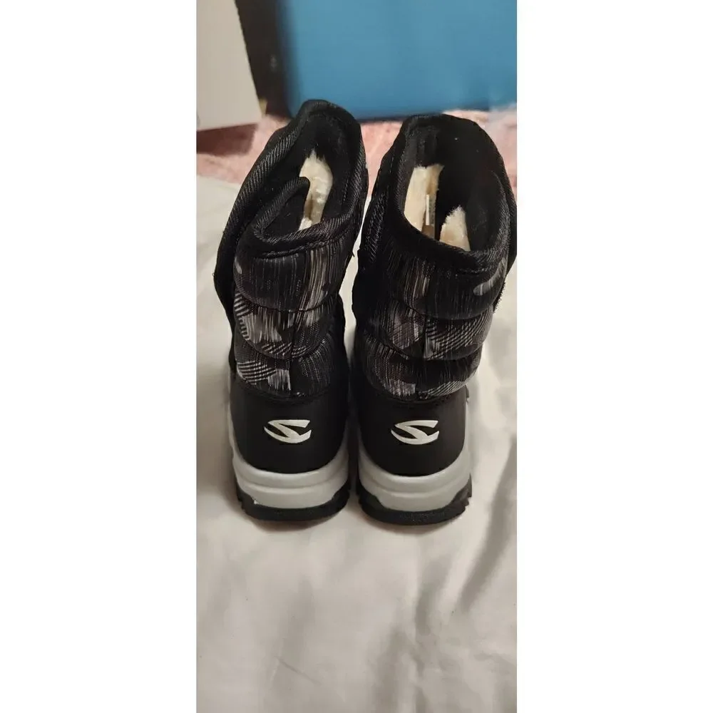 New HOBIBEAR BOY/GIRL SNOW BOOTS BLACK/GRAY CAMOUFLAGE FAUX FUR LINED US SIZE 9.